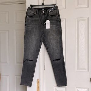 NWT!! Express Flexx Cropped High-Rise jeans